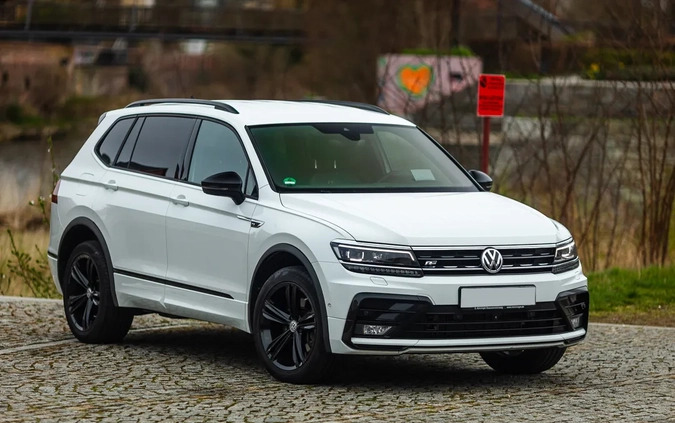 Volkswagen Tiguan Allspace cena 130800 przebieg: 150000, rok produkcji 2020 z Lubin małe 667